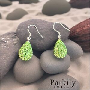 Handcrafted earrings with Swarovski crystal